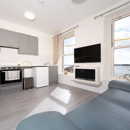 Unit 2 Island View Apartments With Stunning Harbour View Cobh Exterior photo