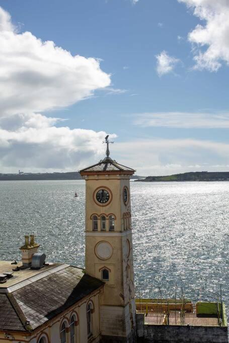 Apartment Unit 2 Island View With Stunning Harbour View Cobh