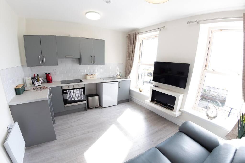 Apartment Unit 2 Island View With Stunning Harbour View